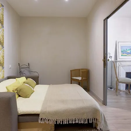 13 Boulevard Carnot By Halldis